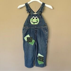 Boys 3T Frog Overalls Denim Chenille Patches Osh Kosh Bgosh Vest Back Blue Jean